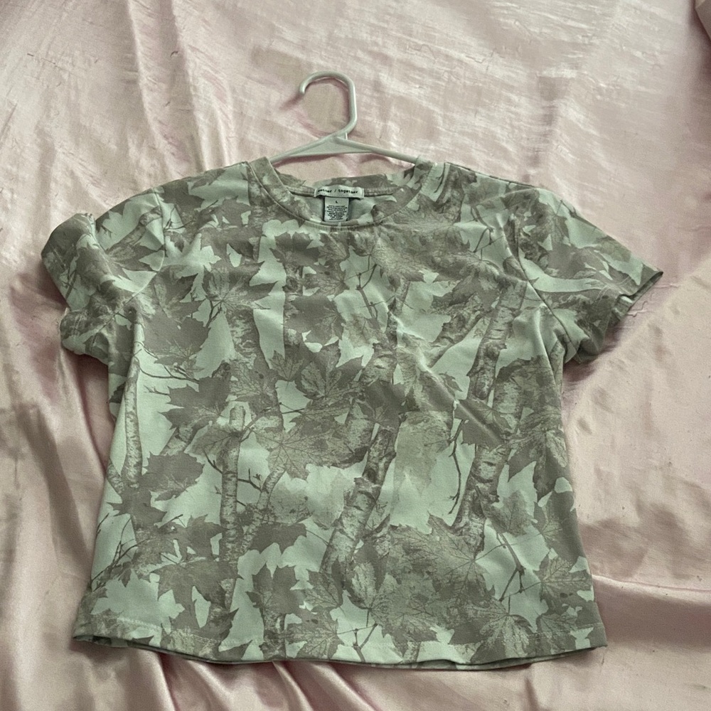 Women's Gray Leaf Print Top